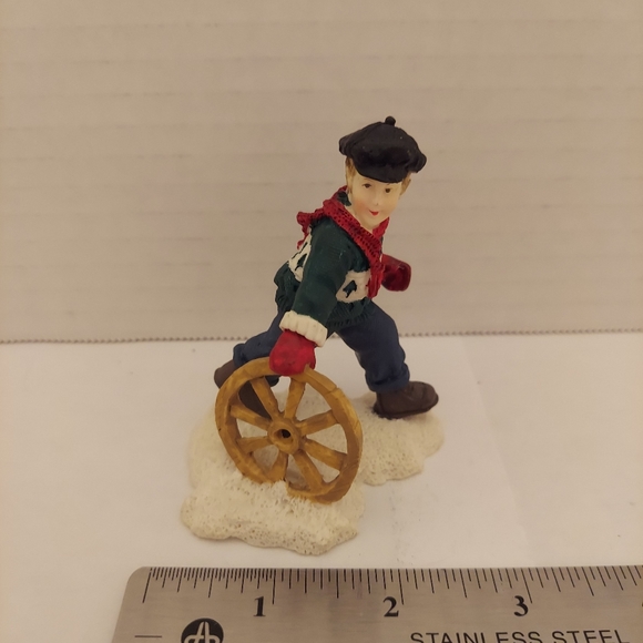 Mervyn's Village Square 1994 Boy With Wagon Wheel Figurine - Picture 7 of 7